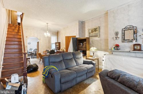 1208 8th St, Philadelphia, PA 19147-5103