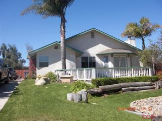 135 Oak Glen Ave, Nipomo, CA 93444-9033