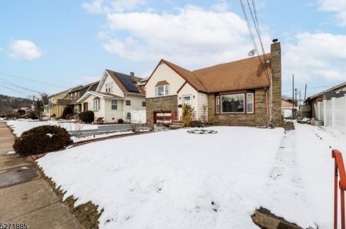 86 Lenox Ave, Paterson NJ  07502-1807 exterior