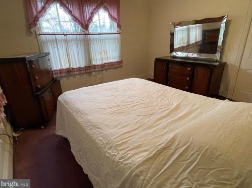 66 Leigh Ave, Princeton NJ  08542-3147 exterior