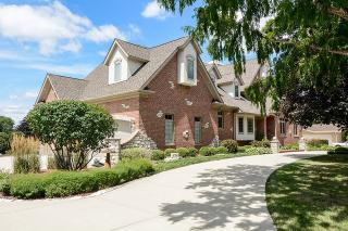 276 Cardinal Dr, Hanover Park, IL 60108-1317
