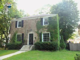 7100 Osceola Ave, Chicago, IL 60631-1047