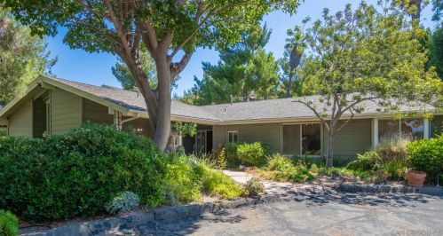1303 Hidden Mountain Dr, El Cajon, CA 92019-3642