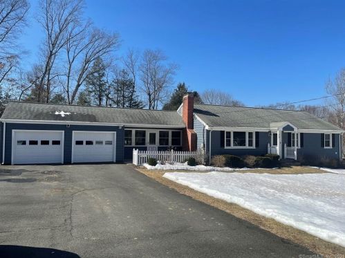 20 Wolcott Dr, Granby, CT 06035-1319