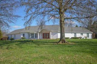 4647 Surrey Way, Evansville, IN 47725-7469