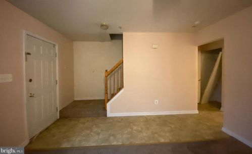 271 Center Deen Ave, Aberdeen MD  21001-2040 exterior