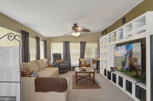 7537 Pleasant Ave, Camden NJ 08110-3536 exterior