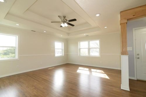 1027 Wintergreen Rd, Cedar Hill, TX 75104-1411