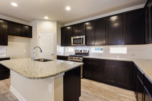 9309 Alex Ln, Austin TX  78748 exterior