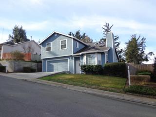 1993 Park Ct, Seaside, CA 93955-4139