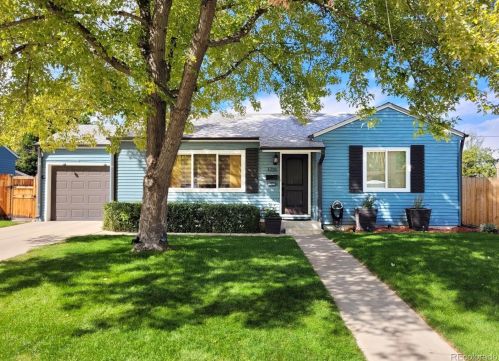 1731 Fairfax St, Denver, CO 80222-4445