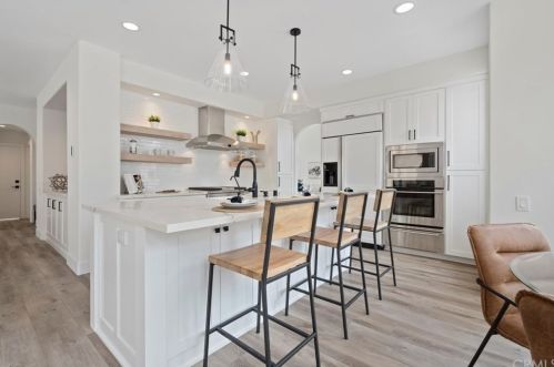 872 Endicott Ct, Anaheim, CA 92808-2326