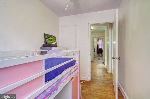 6004 10th St, Philadelphia PA 19141-3703 exterior