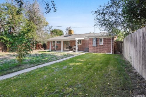 2911 Niagara St, Denver CO  80207-2904 exterior