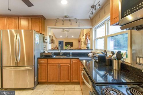 12606 Meadowood Dr, Silver Spring MD 20904-2928 exterior