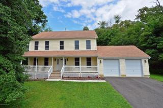 914 Elton Adelphia Rd, East Freehold NJ  07728-8601 exterior