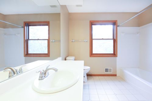 13438 Granada Ave, Saint Paul MN  55124-7618 exterior