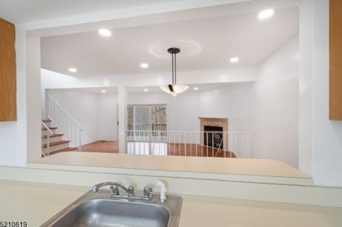 6 Westminster Dr, Dover NJ  07869-3716 exterior