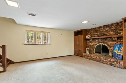 2615 Phelps Ave, Arlington Hts IL  60004-2271 exterior