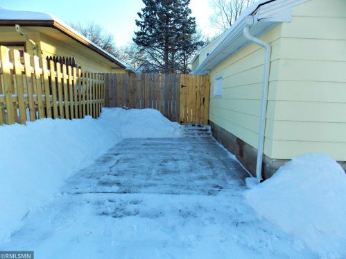 61 Cook Ave, Saint Paul MN  55130-3837 exterior