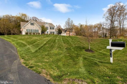 1612 Carnoustie Dr, Riviera Beach, MD 21122-6674
