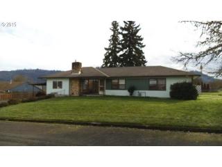 30 Peach Ln, Winston OR  97496-6525 exterior