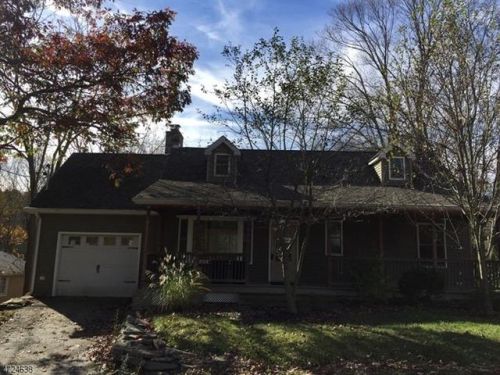 20 Shore Dr, Wantage, NJ 07461-1162