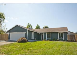 2303 Kibling Ave, Wood Village, OR 97060-2317