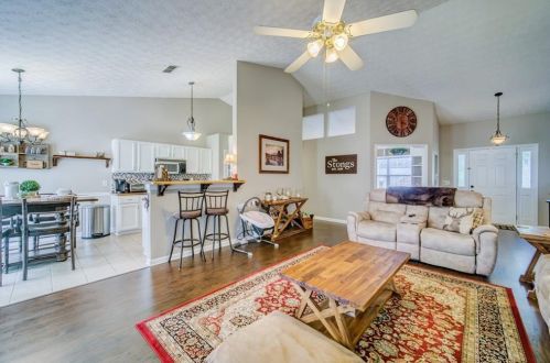 1015 River Plantation Dr, Holly Springs GA  30188-2388 exterior