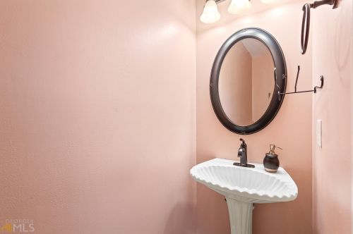 244 Memory Ln, Stockbridge GA  30281-6294 exterior