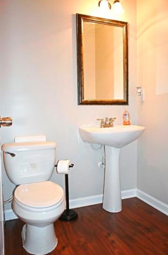 424 Fern Bay Dr, Atlanta GA  30331-8957 exterior