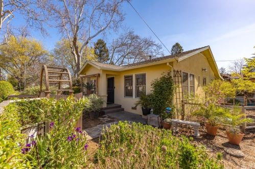 293 14th St, Chico, CA 95928-6178