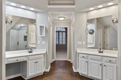 724 Vinings Estates Dr, Mableton GA  30126-5927 exterior