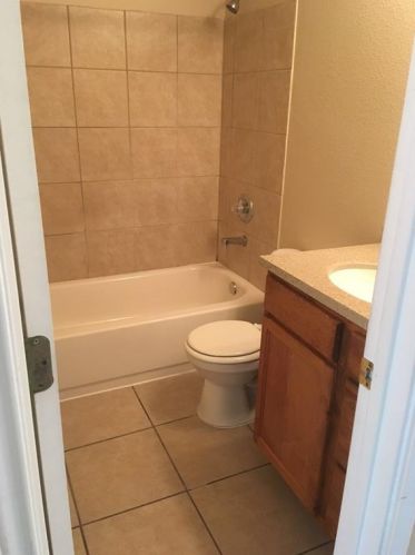 1703 Lady Rachael Ct, Fort Worth TX  76134-4325 exterior