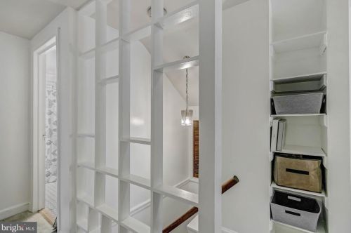 1113 Navahoe Dr, Silver Spring MD 20903-3338 exterior