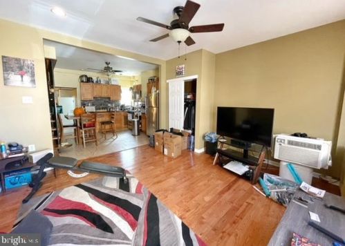 1322 Jackson St, Philadelphia PA  19148-2931 exterior