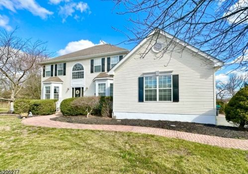 20 Breckenridge Ct, Montgomery, NJ 08502-5338