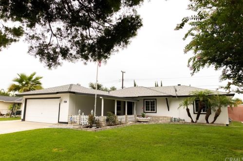 5425 Corwin Ln, Riverside, CA 92503-2507