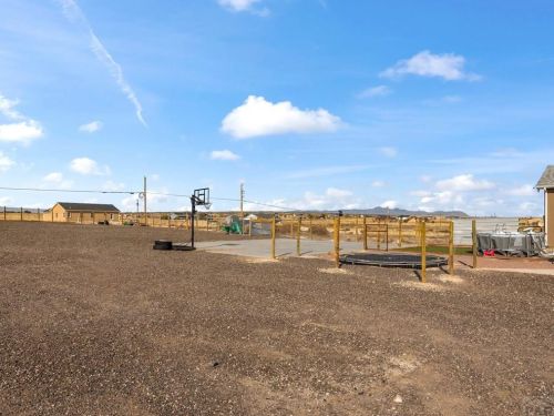 1433 Dailey Dr, Pueblo CO  81007-1239 exterior