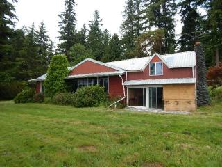 20903 Indianola Rd, Breidablick, WA 98370-7747