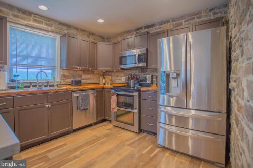 116 Solomons Ct, Hedgesville WV  25427-3723 exterior