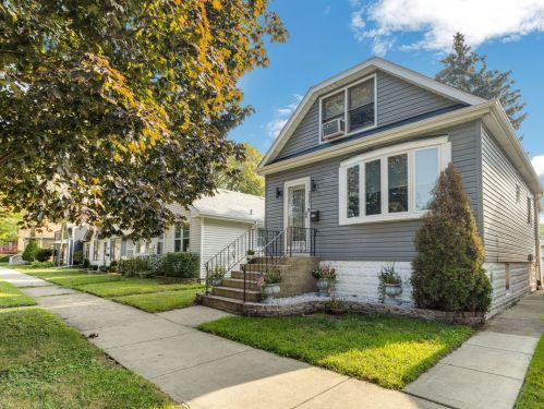3927 Elmwood Ave, Forest View, IL 60402-4144