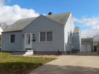 3434 Norwood St, Columbus OH  43224-3421 exterior