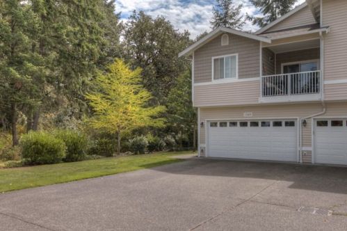 1260 Cooper St, Dupont, WA 98327-8778