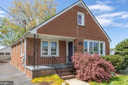 102 Longstreet Ave, Fredericksburg, VA 22401-4013