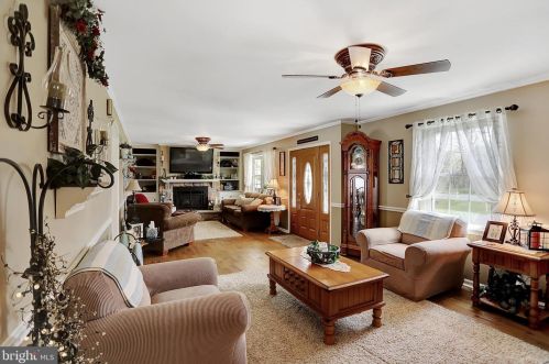 716 Paradise Rd, Aberdeen MD  21001-1613 exterior