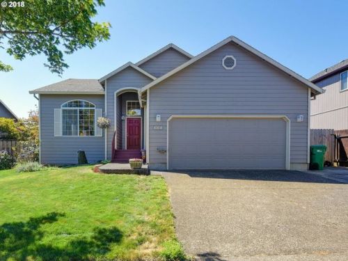 664 10th St, Wood Village, OR 97060-3228