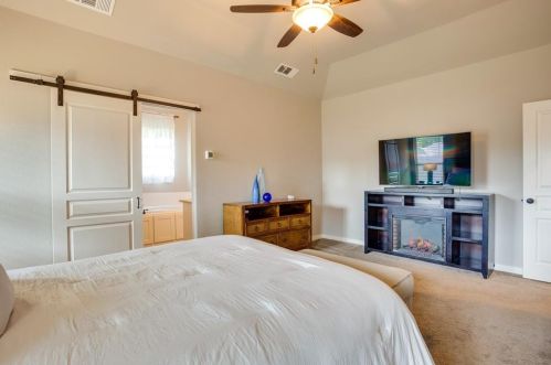 412 Phillips Ct, Midlothian TX  76063-1969 exterior