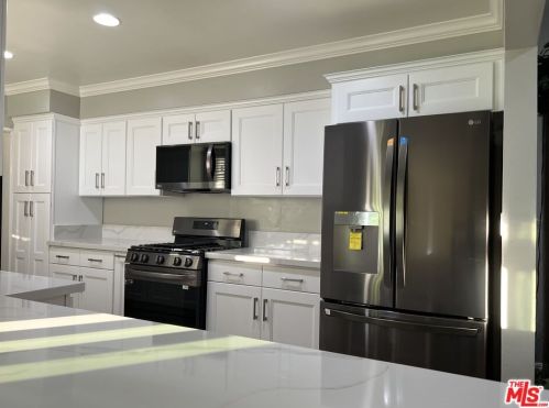 18645 Gallarno Dr, Covina, CA 91722-1923