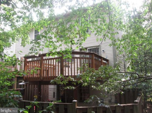 3828 Water Drop Ct, Burtonsville, MD 20866-2051